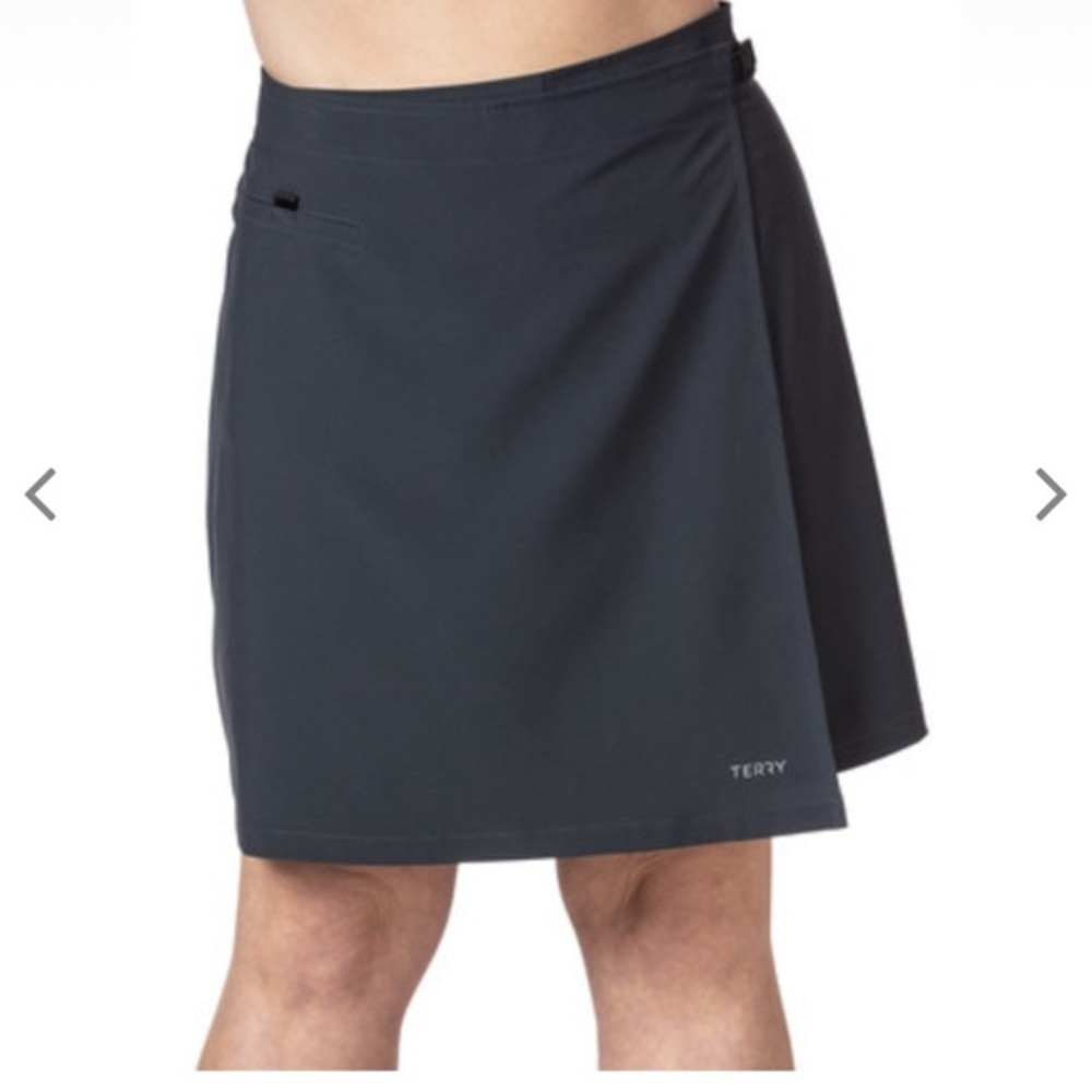 Terry Women's Black Active Skort